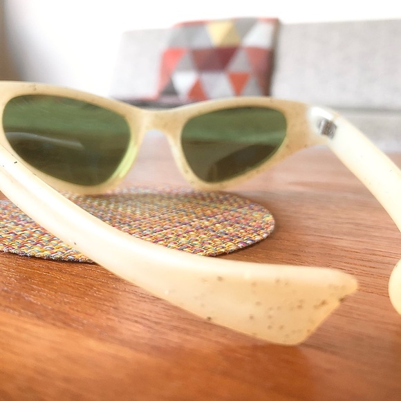 VINTAGE ‘60s COOL-RAY POLAROID GLITTER SUNGLASSES - Picture 10 of 12